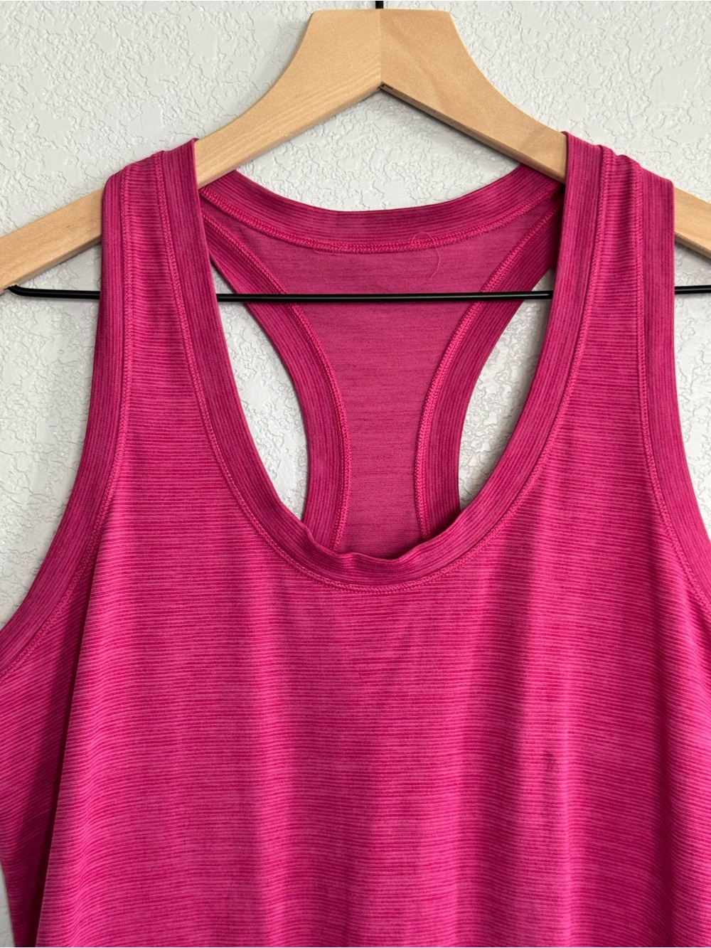 Athleta Pink Racerback Tank Top - Size Medium - Picture 4 of 5
